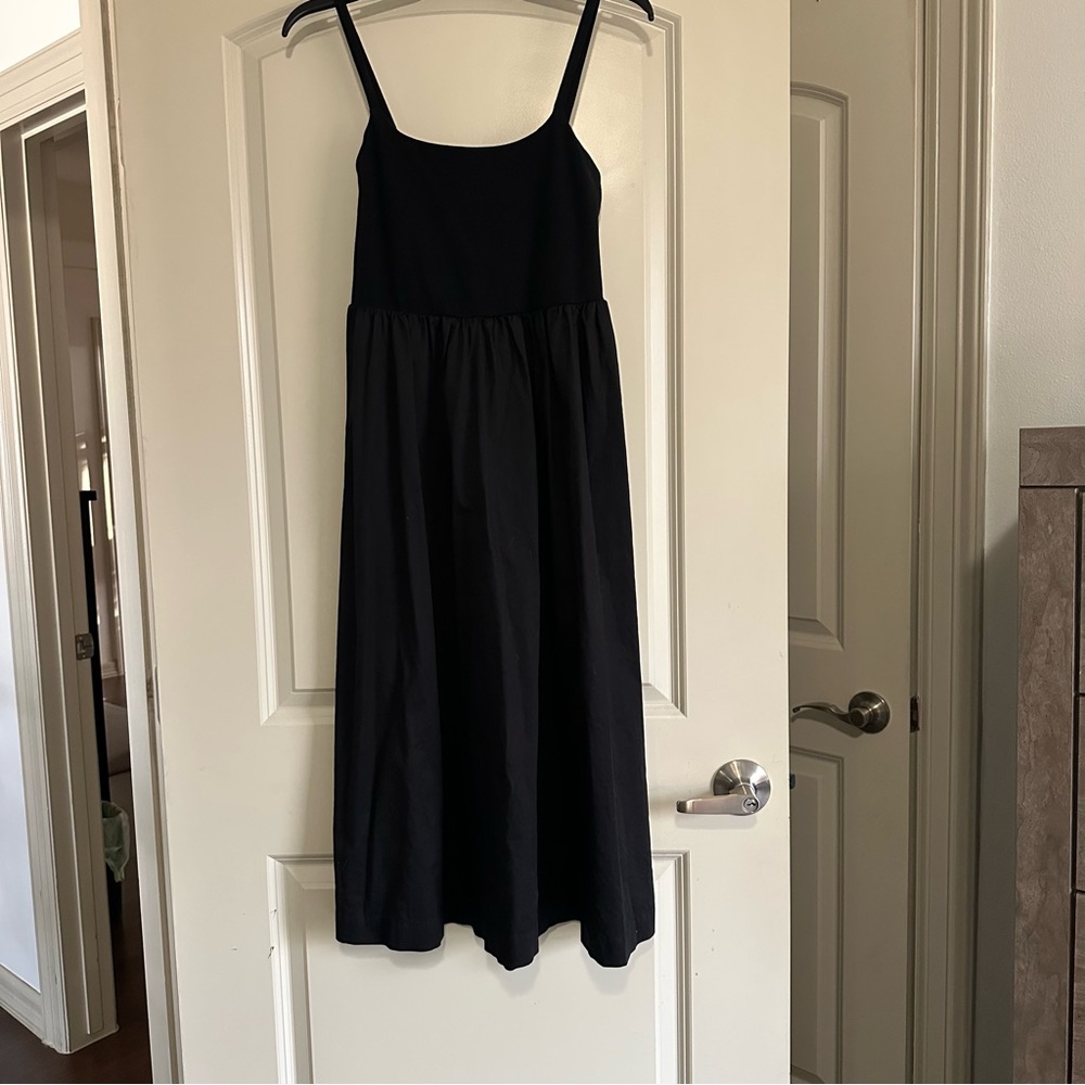 Elegant Black Midi Dress